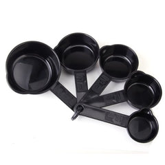 Black Plastic Measuring Cup