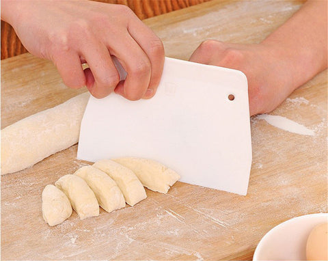Cream Smooth Cake Spatula